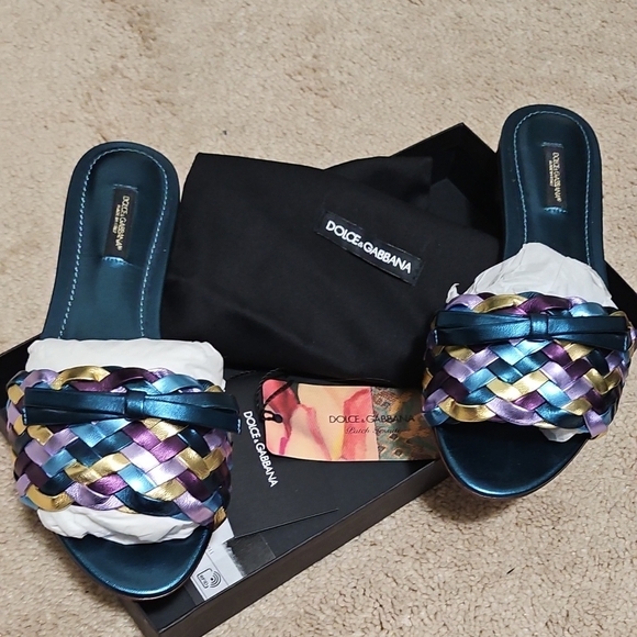 Dolce & Gabbana Ciabatta Leather Sandals - Picture 4 of 6